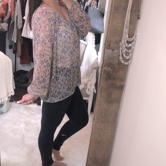 Cabi size small oversized floral peasant boho top - Picture 3 of 4